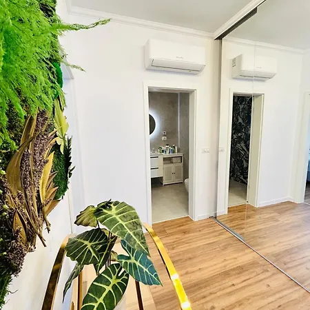 Luxurious Getaway Apartment